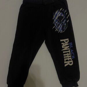 H&M Marvel Black Panther Boys Black Sweatpants Size 3T